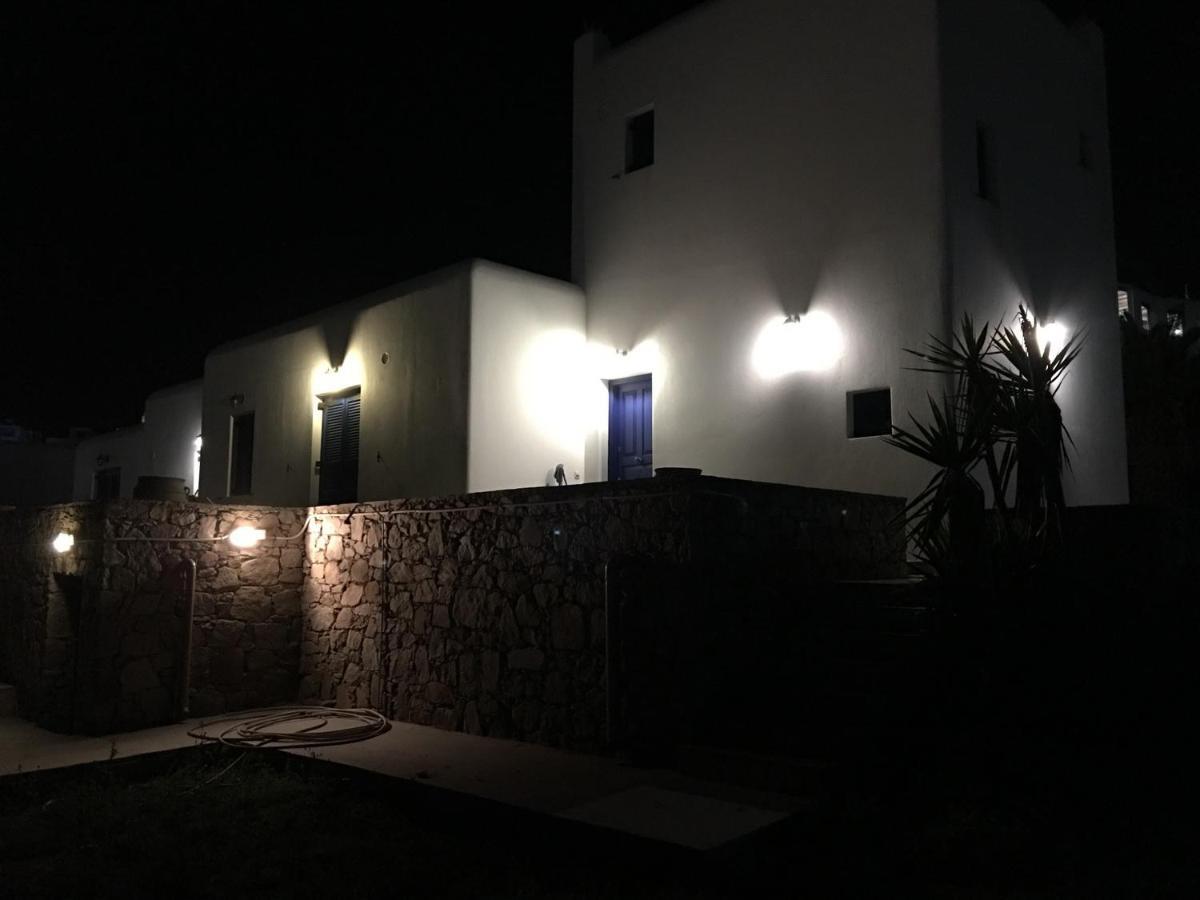 Ornos Seaside Blue Villas Esterno foto