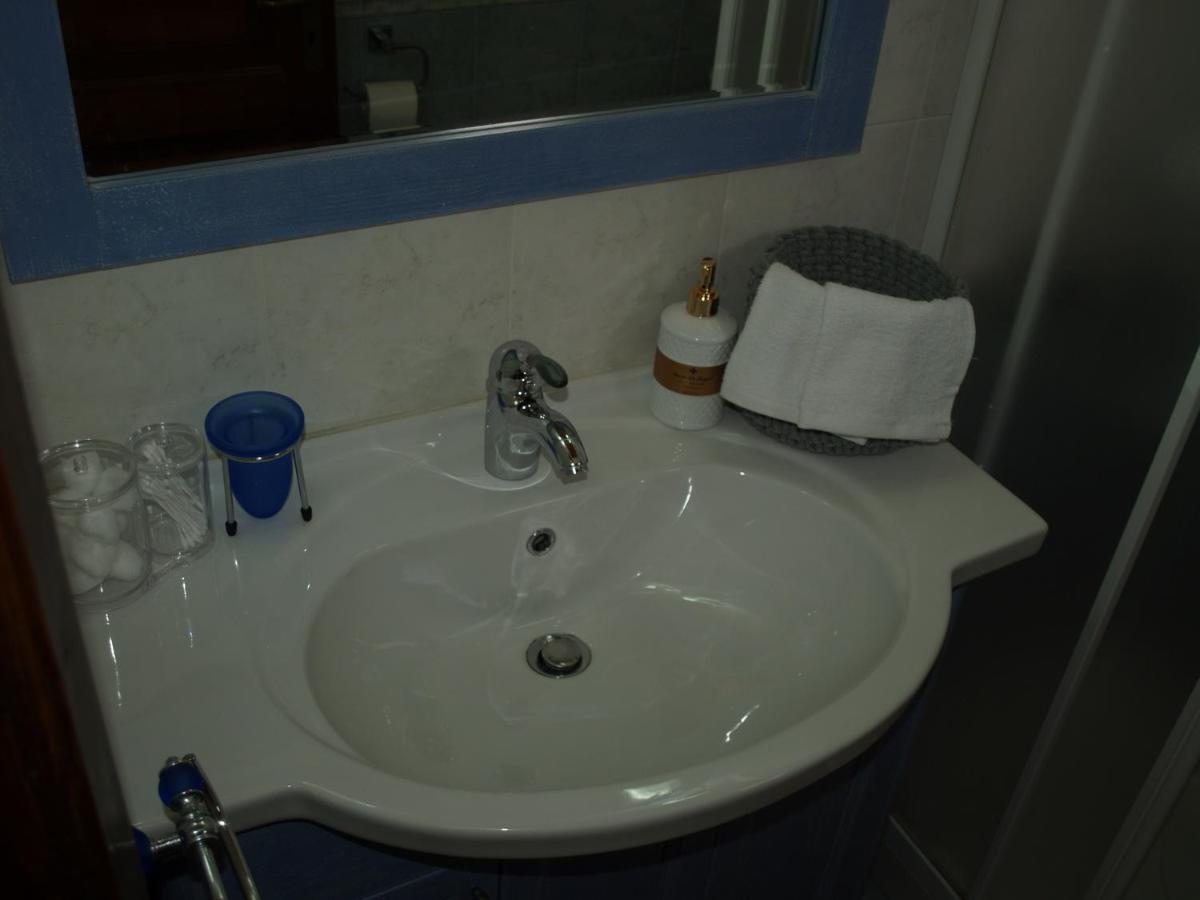 Ornos Seaside Blue Villas Esterno foto