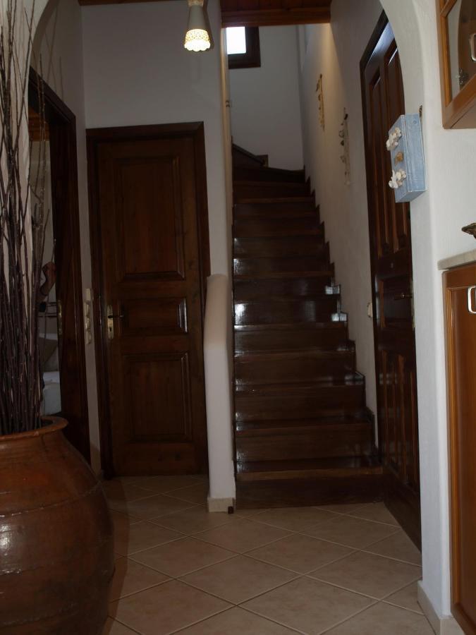 Ornos Seaside Blue Villas Esterno foto