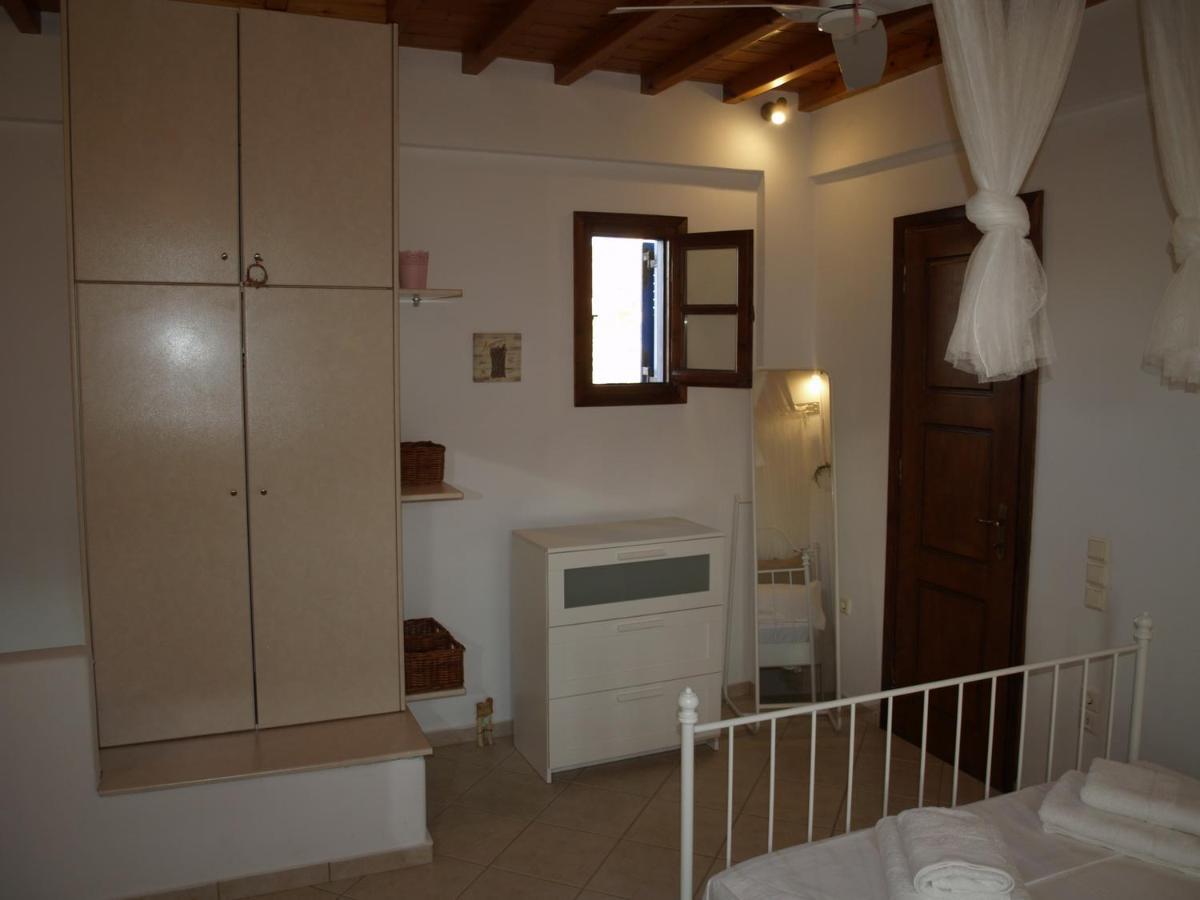 Ornos Seaside Blue Villas Esterno foto