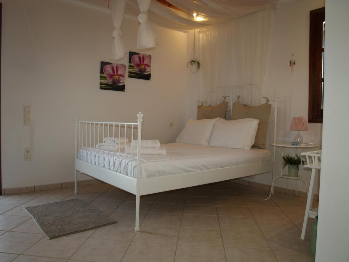 Ornos Seaside Blue Villas Esterno foto