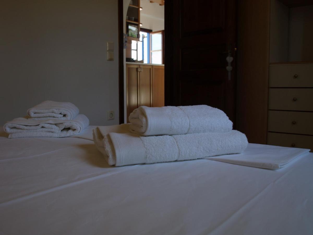 Ornos Seaside Blue Villas Esterno foto